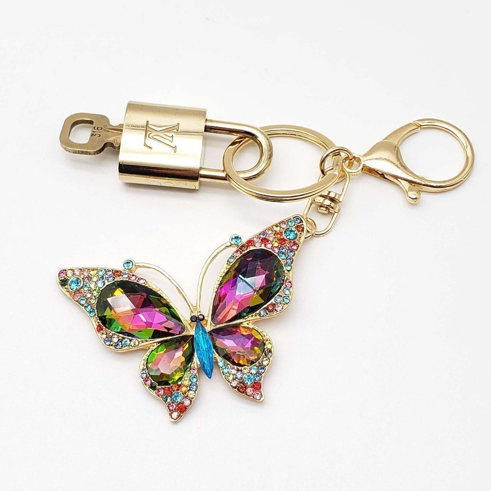 LV Gold Padlock 🔑 Authentic Louis Vuitton Charm + Unbranded Butterfly Keychain - Picture 4 of 9
